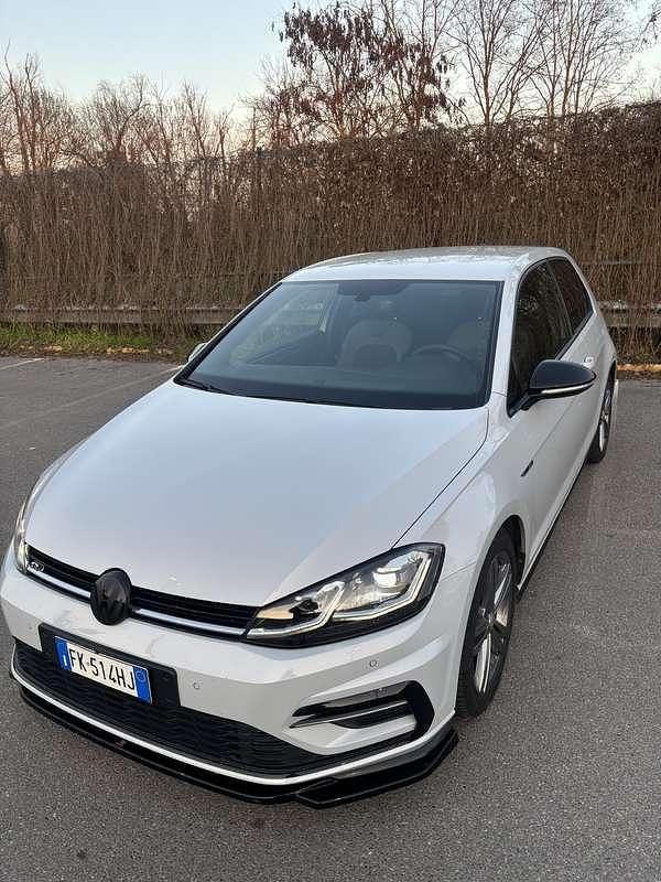Usata VW Golf VII R-line 150 CV (110 kW) 2017 Berlina