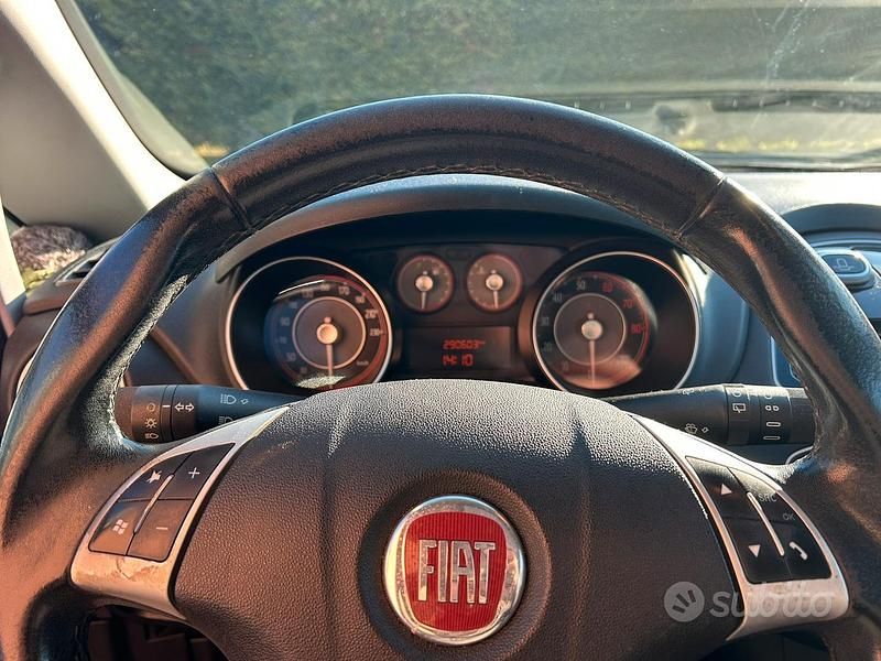 Usata Fiat Punto 77 CV (56 kW) 2013 Berlina
