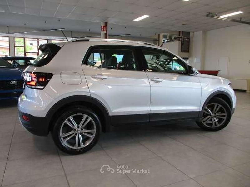Usata VW T-Cross Advance 95 CV (69 kW) 2019 Argento SUV