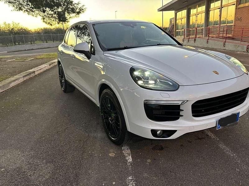 Usata Porsche Cayenne Platinum Edition 250 CV (183 kW) 2017 Bianco SUV