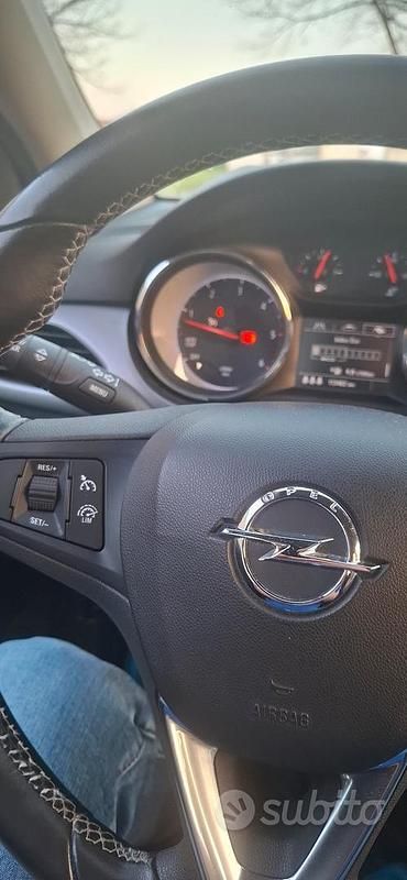 Usata Opel Astra Dynamic 110 CV (80 kW) 2018 Grigio Berlina