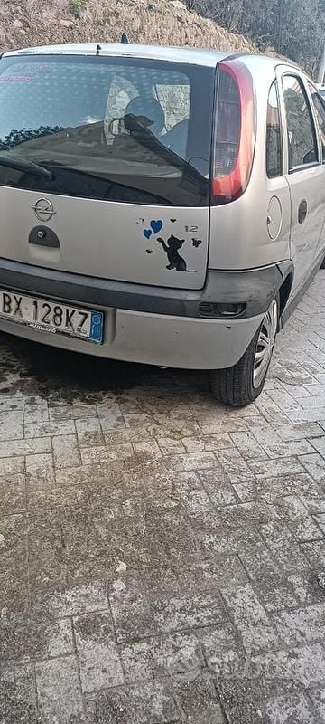 Usata Opel Corsa 75 CV (55 kW) 2002 Grigio Berlina