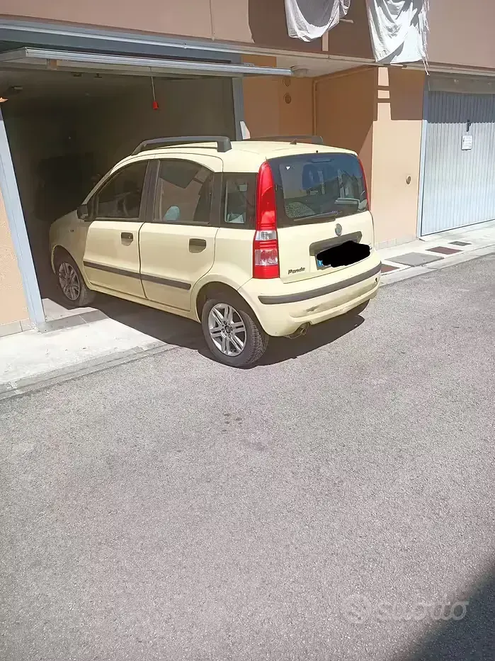 Usata Fiat Panda Dynamic 70 CV (51 kW) 2005 Giallo Utilitaria