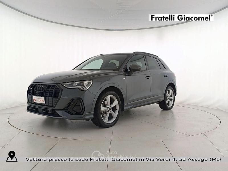 Usata Audi Q3 Sportback S-Line 150 CV (110 kW) 2022 Grigio daytona perlato SUV