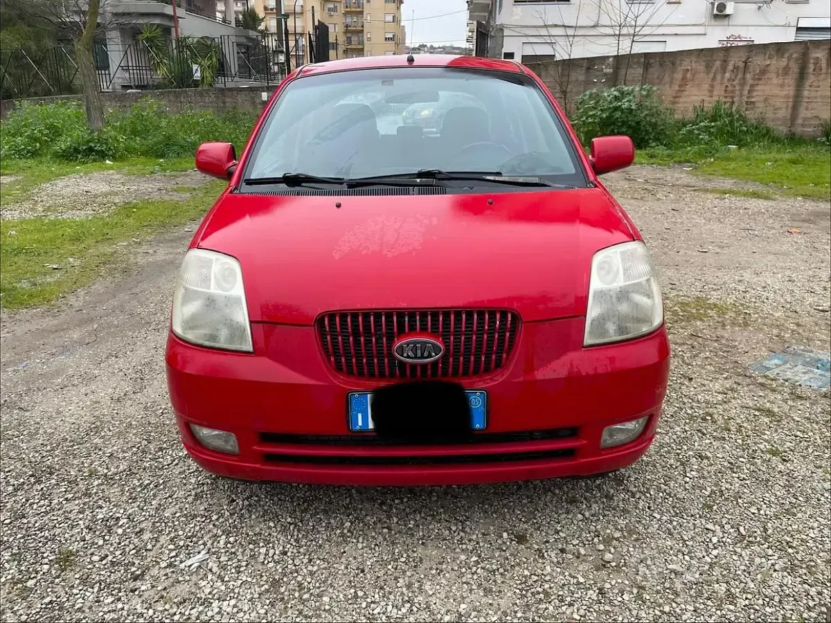 Usata Kia Picanto Spirit 61 CV (44 kW) 2005 Rosso Utilitaria