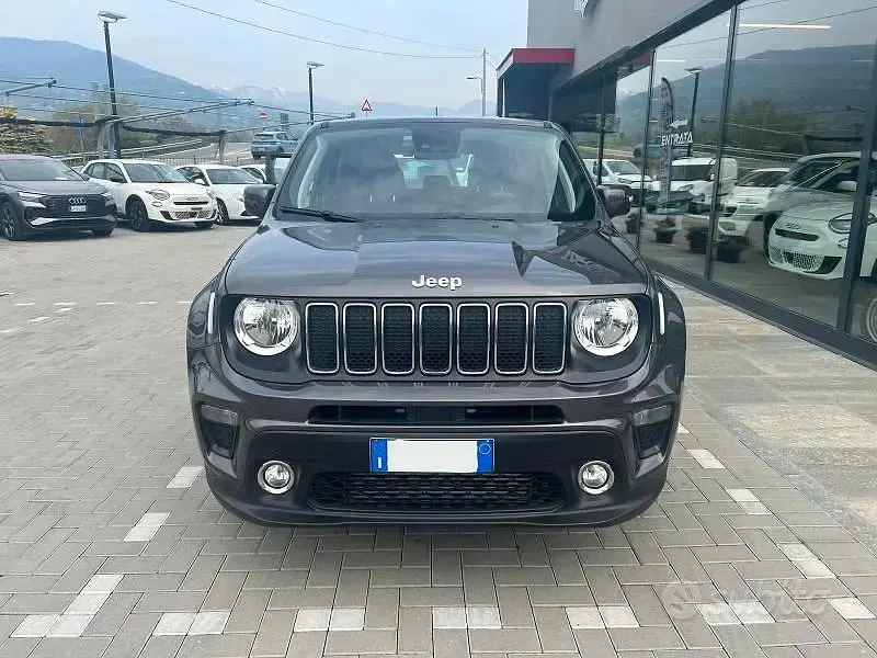 Usata Jeep Renegade Limited 140 CV (102 kW) 2020 Grigio SUV