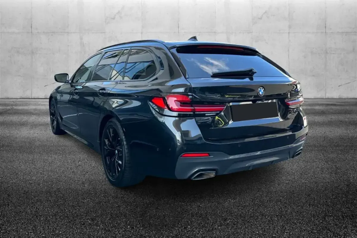 Usata BMW 520 M Sport 190 CV (139 kW) 2023 Nero Berlina