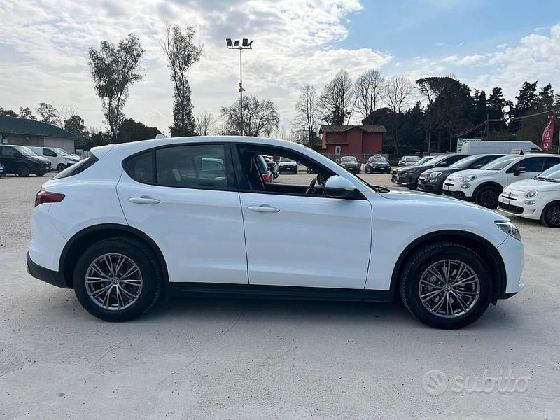 Usata Alfa Romeo Stelvio Super 190 CV (139 kW) 2019 Bianco SUV