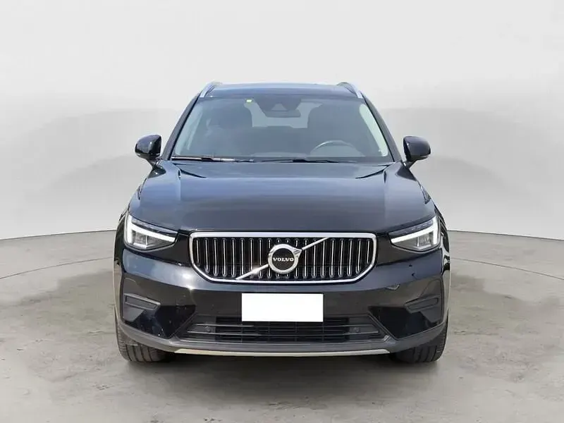 Usata Volvo XC40 211 CV (155 kW) 2023 Nero SUV