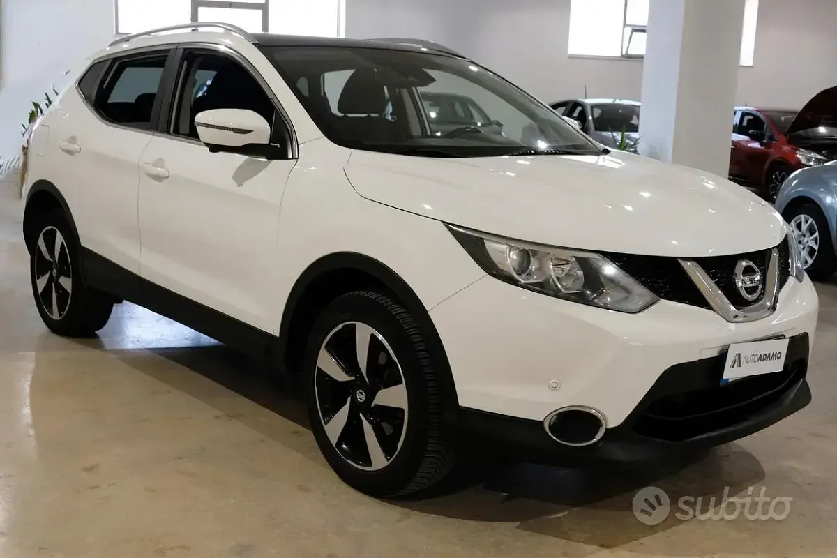 Usata Nissan Qashqai Tekna 110 CV (80 kW) 2016 Bianco SUV