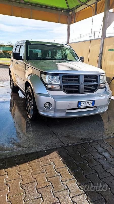 Usata Dodge Nitro 177 CV (130 kW) 2009 Grigio SUV