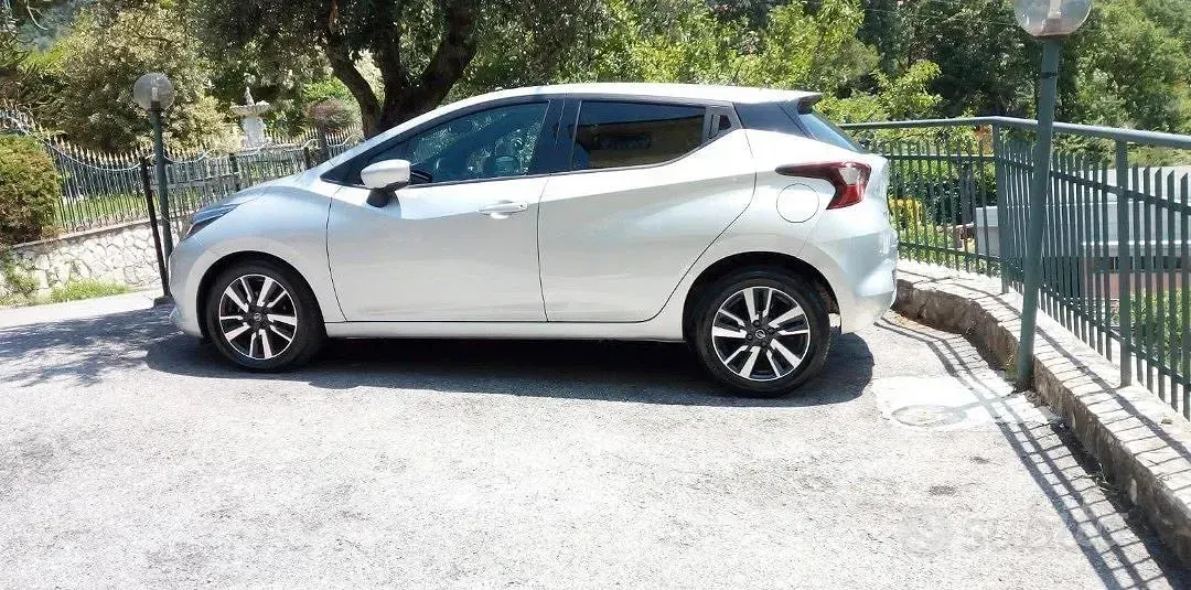 Usata Nissan Micra 90 CV (66 kW) 2017 Grigio Utilitaria