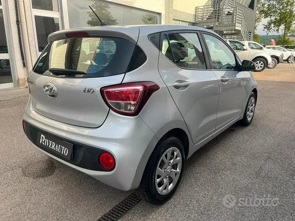 Usata Hyundai i10 65 CV (47 kW) 2018 Utilitaria