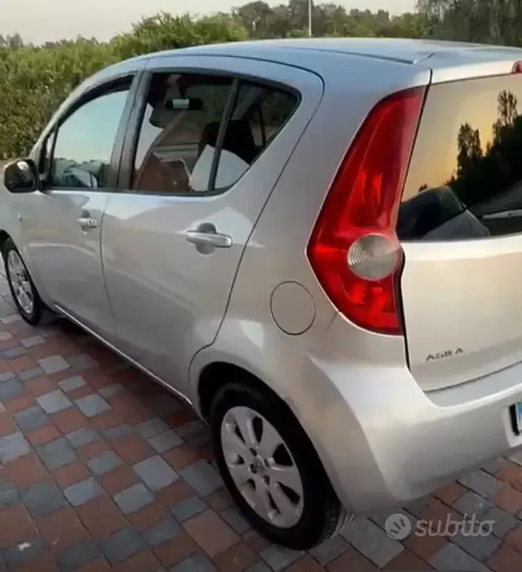 Usata Opel Agila 65 CV (47 kW) 2008 Utilitaria