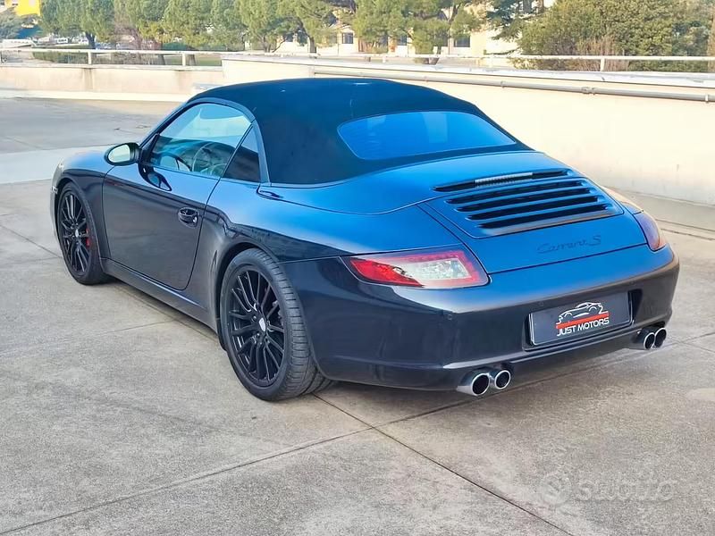 Usata Porsche 911 Carrera S Cabriolet 355 CV (261 kW) 2005 Nero Cabrio