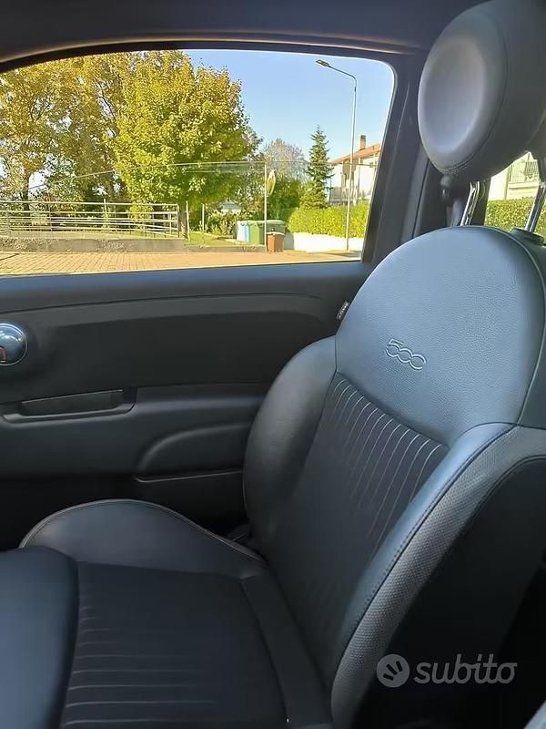 Käytetty Fiat 500 69 HP (50 kW) 2019 Harmaa Sedan