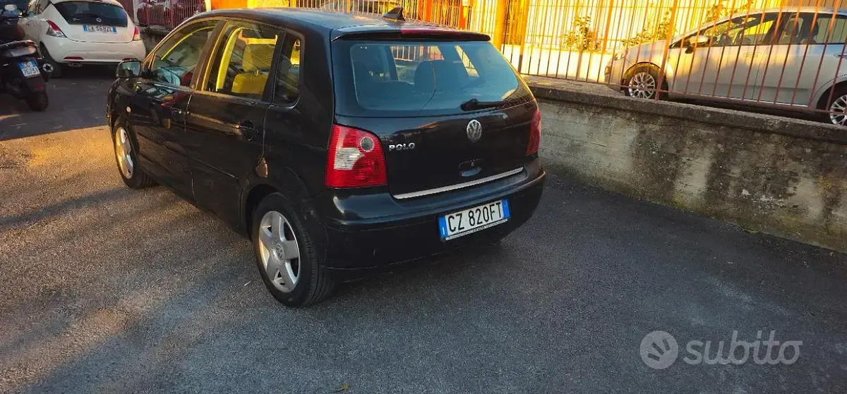 Usata VW Polo 75 CV (55 kW) 2005 Nero Utilitaria