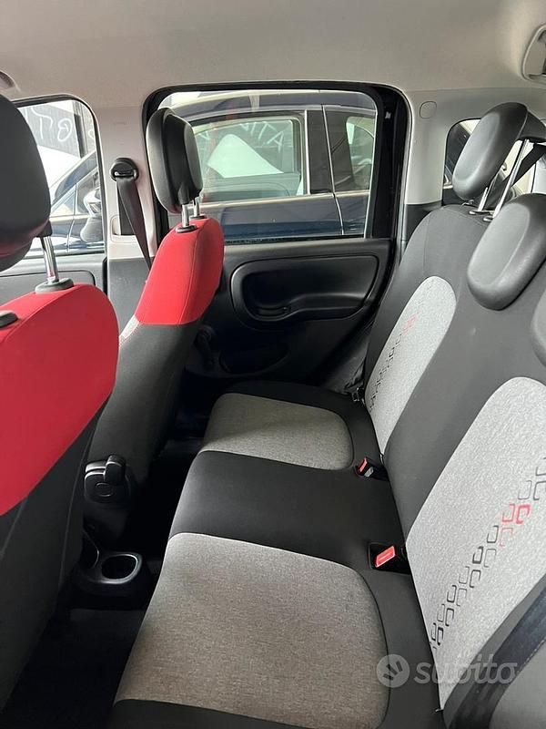 Usata Fiat Panda Lounge 95 CV (69 kW) 2017 Nero Berlina