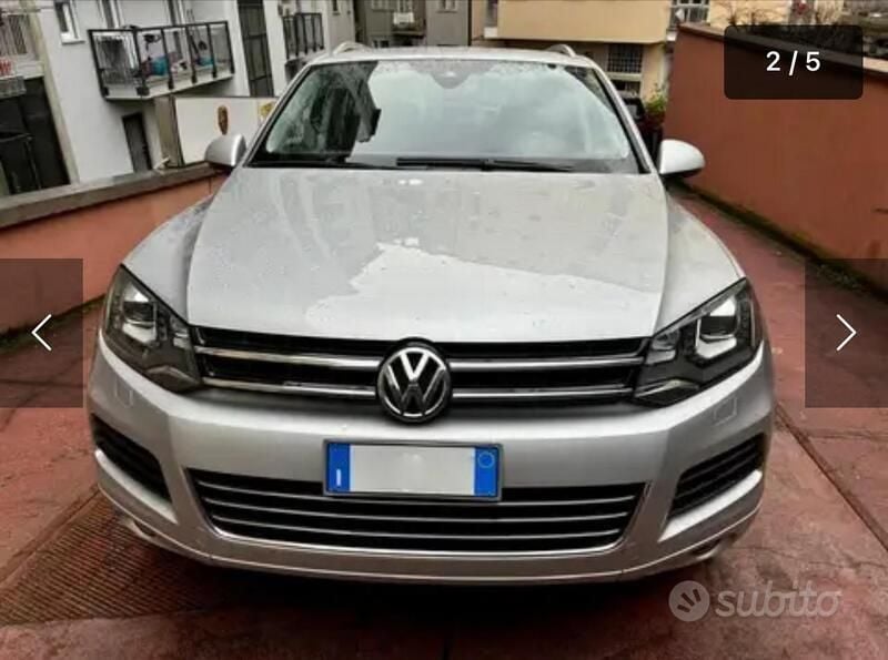 Usata VW Touareg 245 CV (180 kW) 2010 Grigio SUV