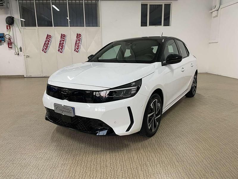 Usata Opel Corsa 101 CV (74 kW) 2025 Argento tetto nero Utilitaria