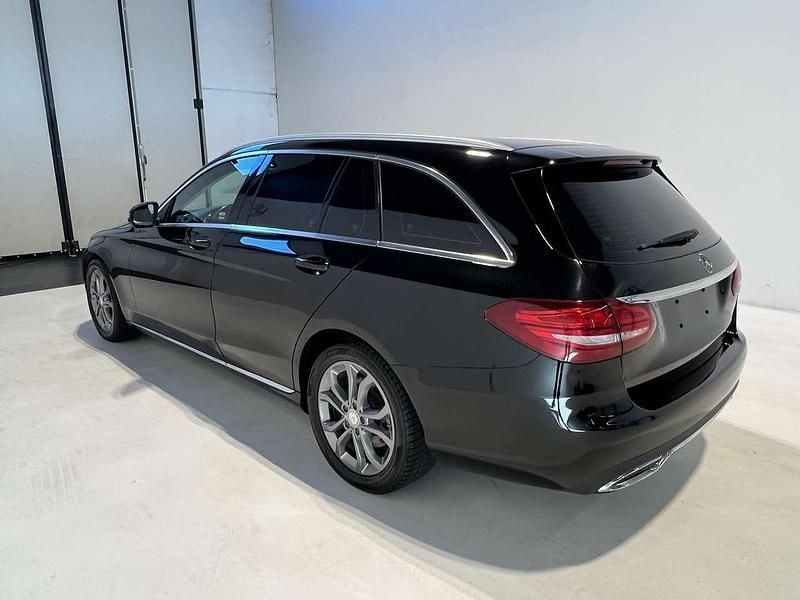 Usata Mercedes C220 Premium 170 CV (125 kW) 2015 Nero Station wagon