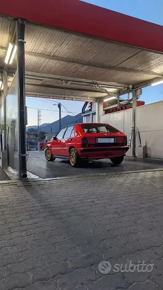 Usata Lancia 2000 181 CV (133 kW) 1988 Rosso Berlina