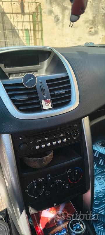 Usata Peugeot 207 88 CV (64 kW) 2008 Nero Berlina