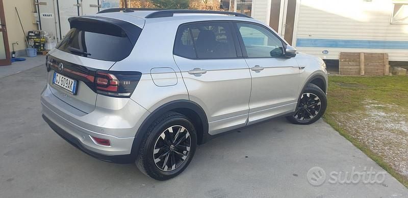 Usata VW T-Cross 115 CV (84 kW) 2022 Grigio SUV