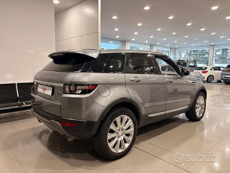 Usata Land Rover Range Rover evoque Prestige 190 CV (139 kW) 2014 Orkney grey  interni circus/ SUV