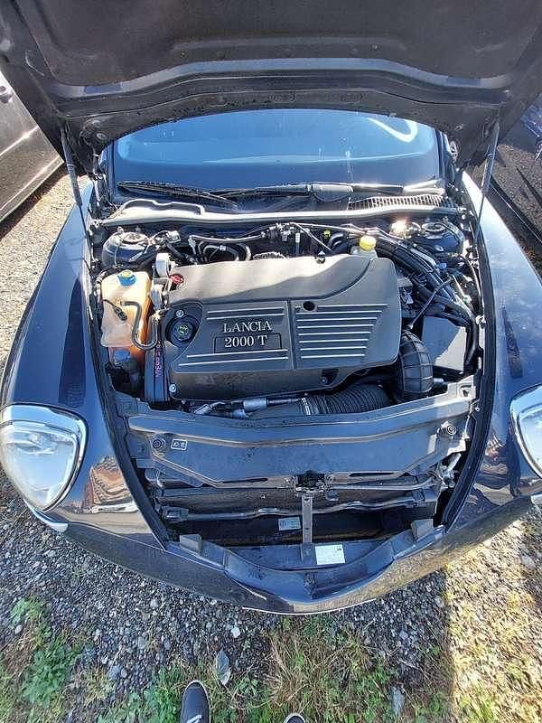 Usata Lancia Thesis 170 CV (125 kW) 2003 Blu/azzurro Berlina