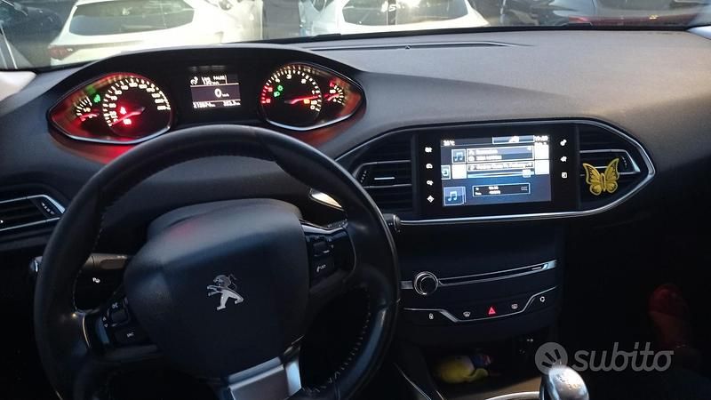 Usata Peugeot 308 SW Allure 2015 Blu Station wagon