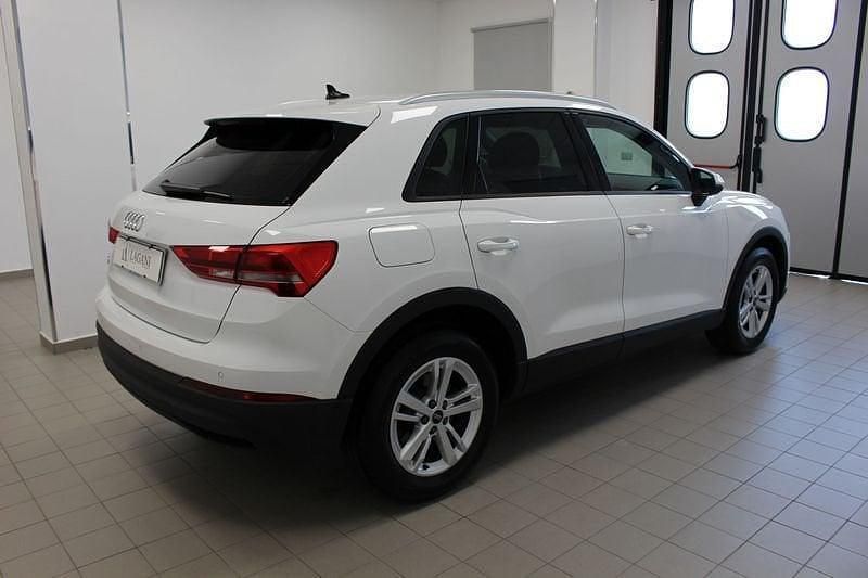 Usata Audi Q3 Business 150 CV (110 kW) 2022 Bianco SUV
