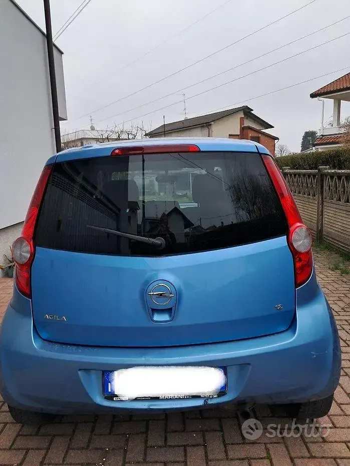 Usata Opel Agila 86 CV (63 kW) 2008 Blu Utilitaria