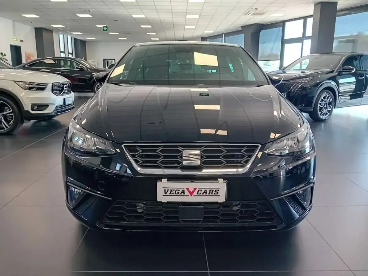 Usata Seat Ibiza FR 95 CV (69 kW) 2025 Nero Utilitaria