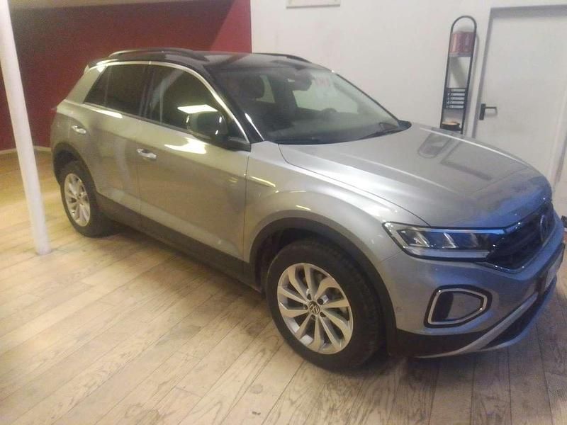 Nuova VW T-Roc Edition 150 CV (110 kW) 2026 Grigio SUV