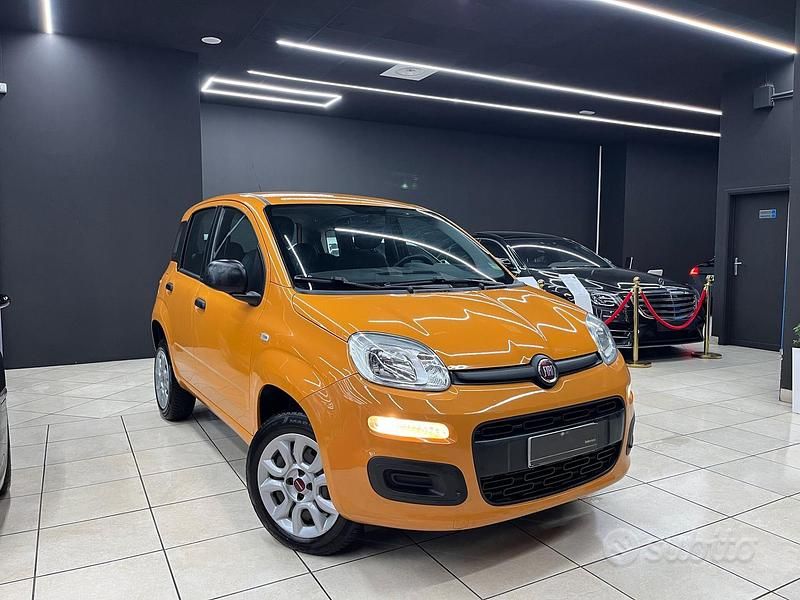 Usata Fiat Panda Lounge 85 CV (62 kW) 2018 Arancione Utilitaria