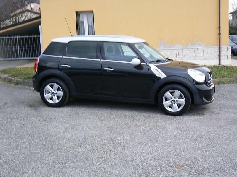 Usata Mini Countryman 111 CV (81 kW) 2014 Nero SUV