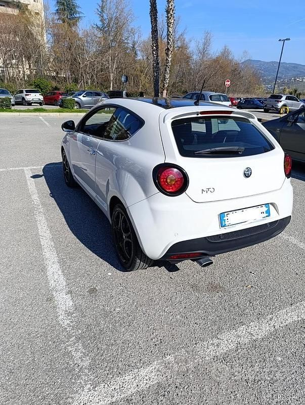Usata Alfa Romeo MiTo 120 CV (88 kW) 2009 Bianco Utilitaria