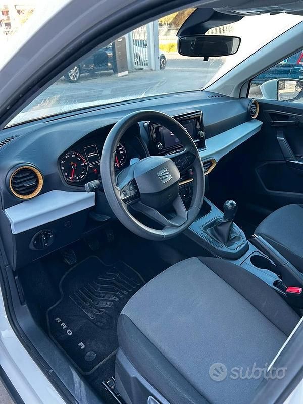 Usata Seat Arona Reference 89 CV (65 kW) 2022 Bianco SUV