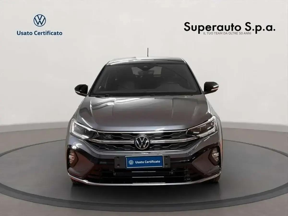 Usata VW Taigo R-line 116 CV (85 kW) 2024 Grigio SUV