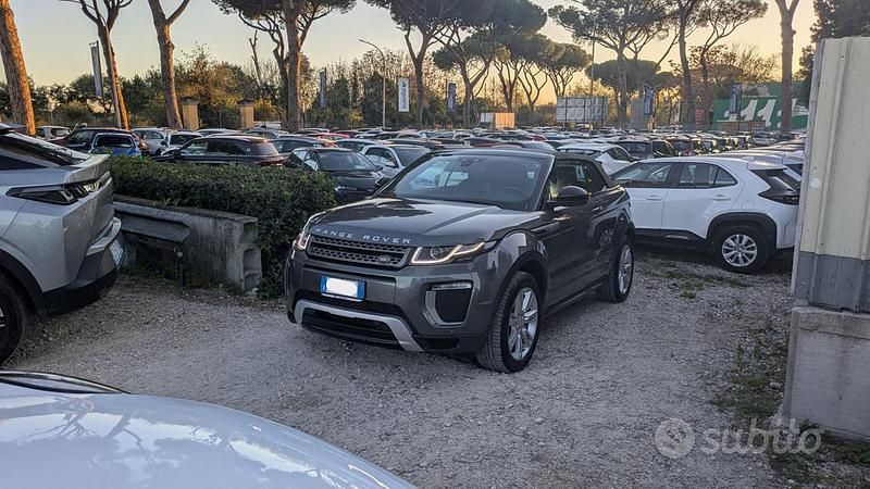 Usata Land Rover Range Rover evoque 150 CV (110 kW) 2017 Nero Cabrio