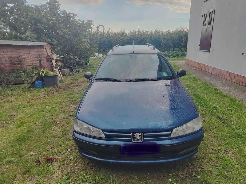 Blu/azzurro Usata 2000 Peugeot 406 Station wagon | 1000 € - Immagine 1/4