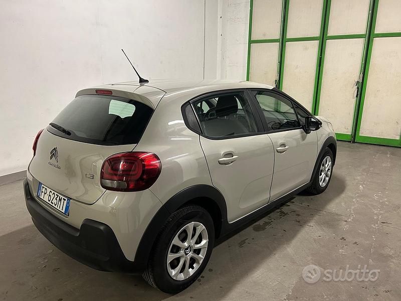 Usata Citroën C3 Shine 74 CV (54 kW) 2018 Grigio Utilitaria