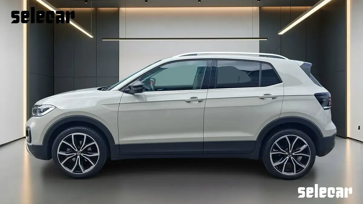 Usata VW T-Cross Advance 110 CV (80 kW) 2023 Ascot grey SUV