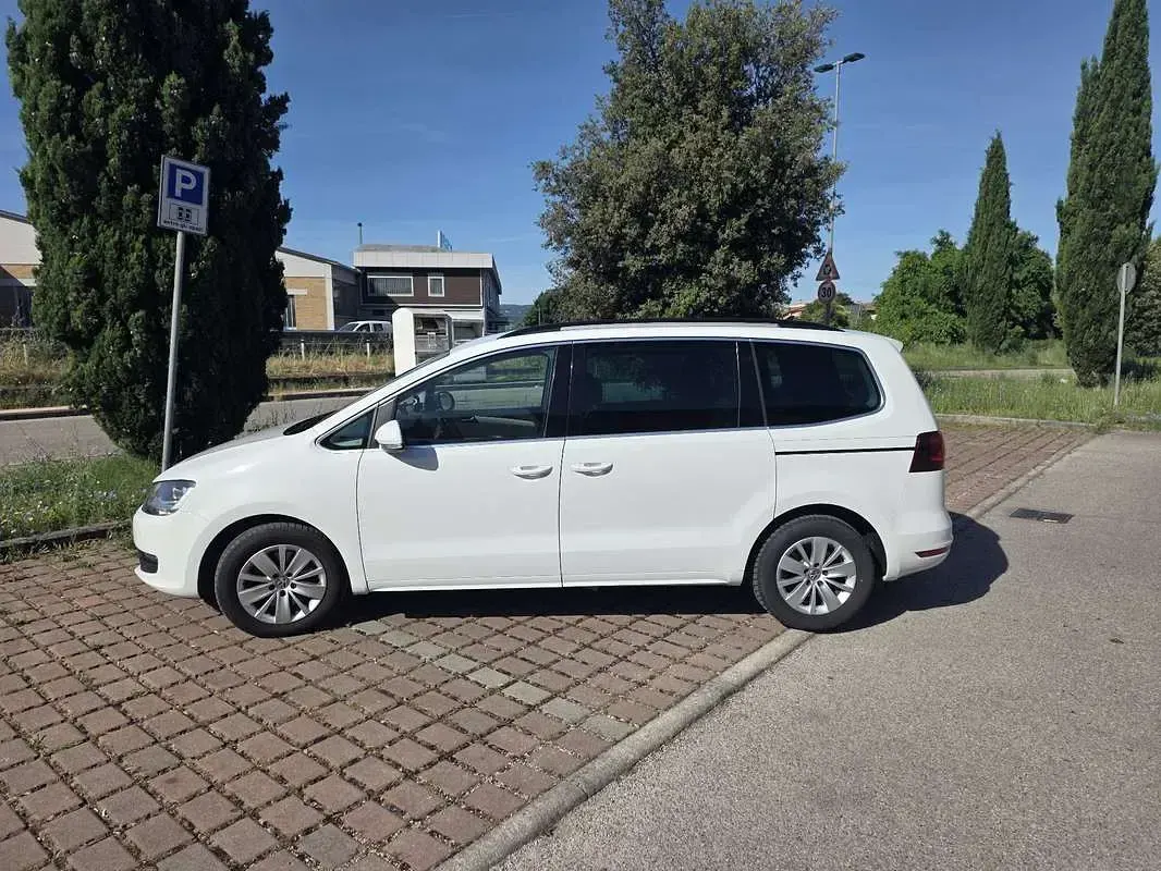 Usata VW Sharan Comfortline 150 CV (110 kW) 2016 Monovolume