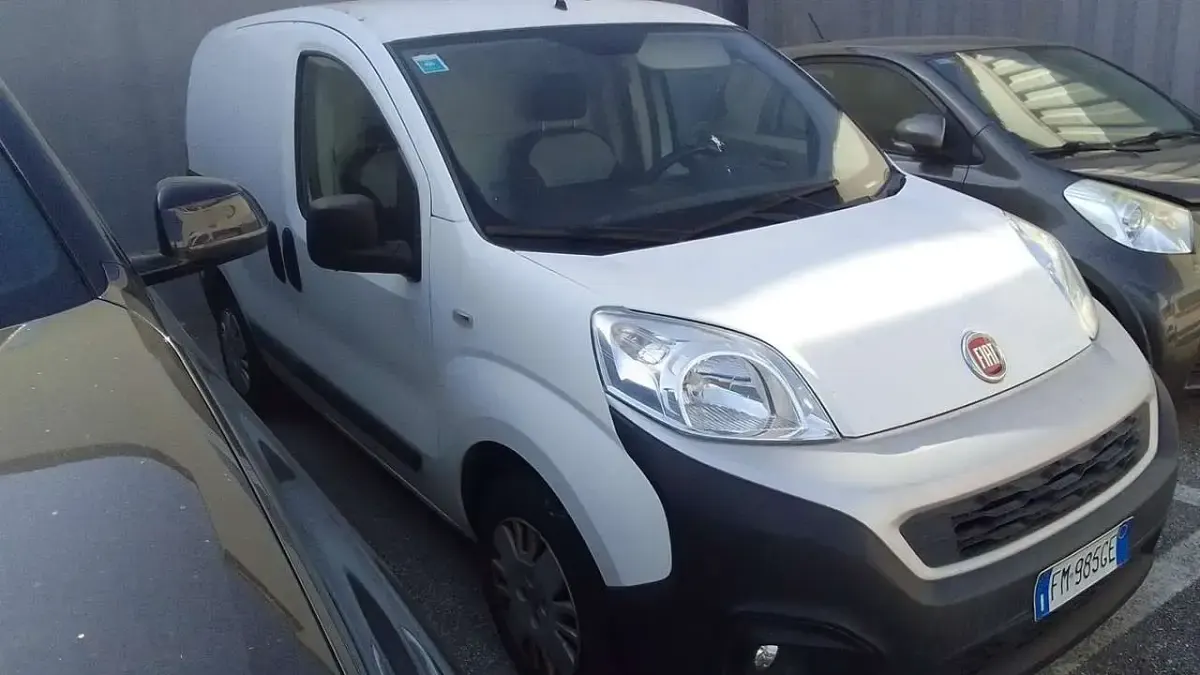 Usata Fiat Fiorino 80 CV (58 kW) 2017 Bianco Monovolume
