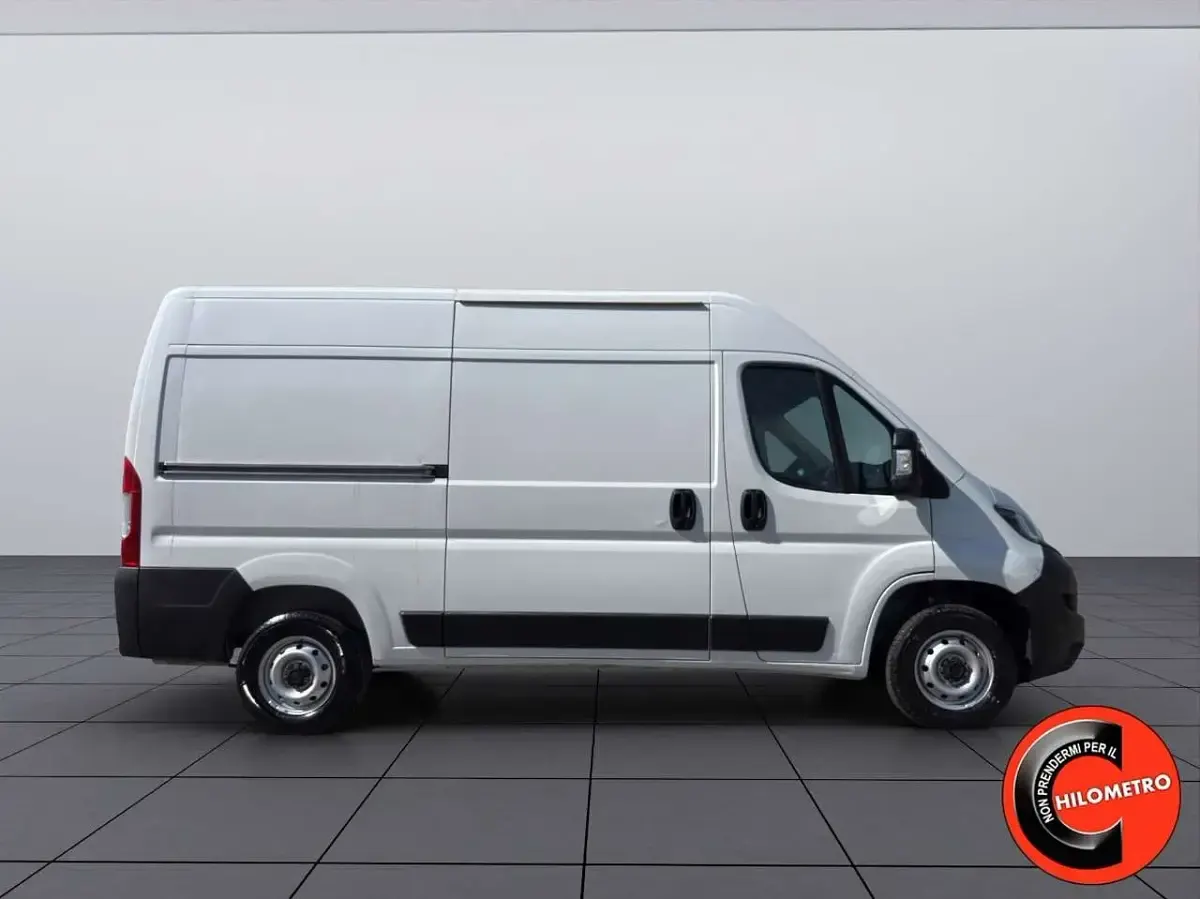Usata Fiat Ducato 140 CV (102 kW) 2024 Bianco ghiaccio Furgone