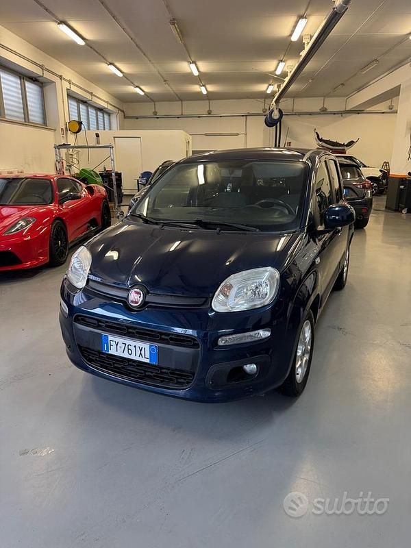 Usata Fiat Panda Lounge 69 CV (50 kW) 2020 Blu Utilitaria