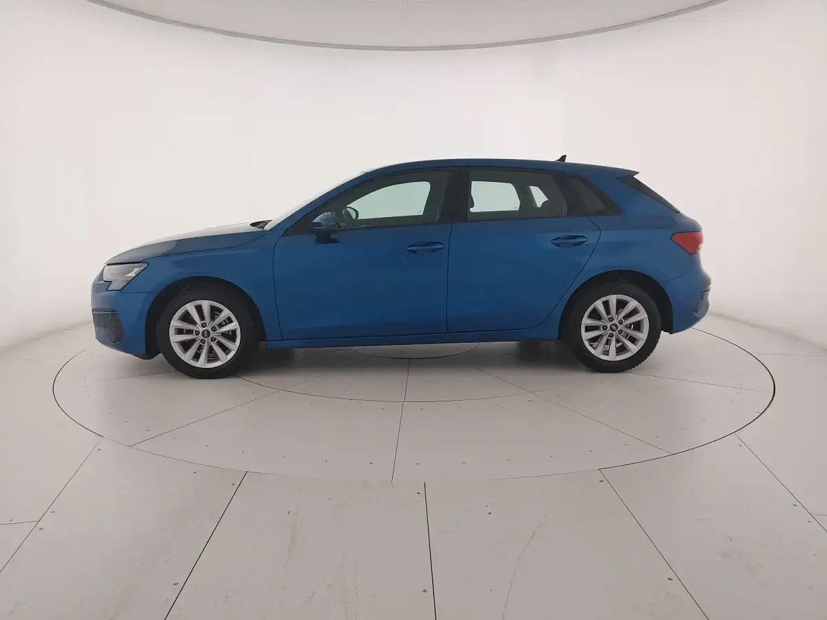 Occasion Audi A3 Business 150 PK (110 kW) 2022 Blauw Sedan