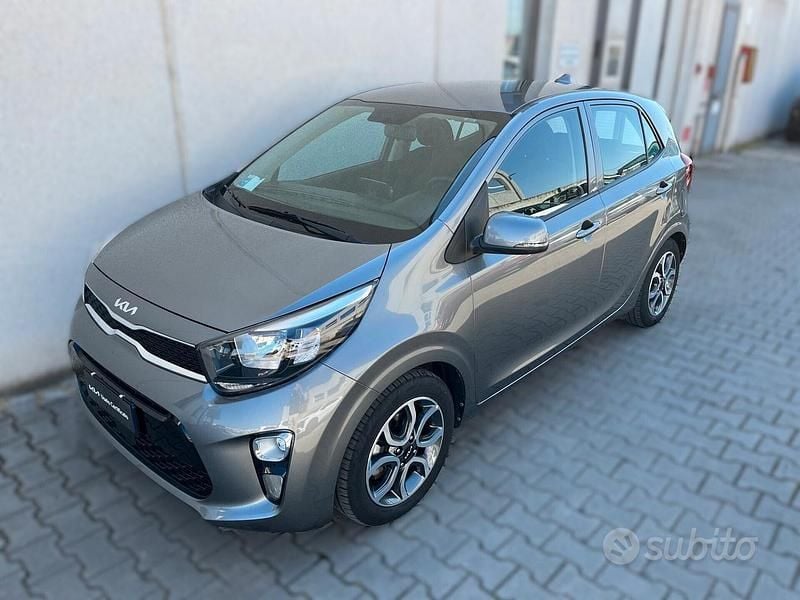 Usata Kia Picanto Style 65 CV (47 kW) 2023 Grigio Utilitaria